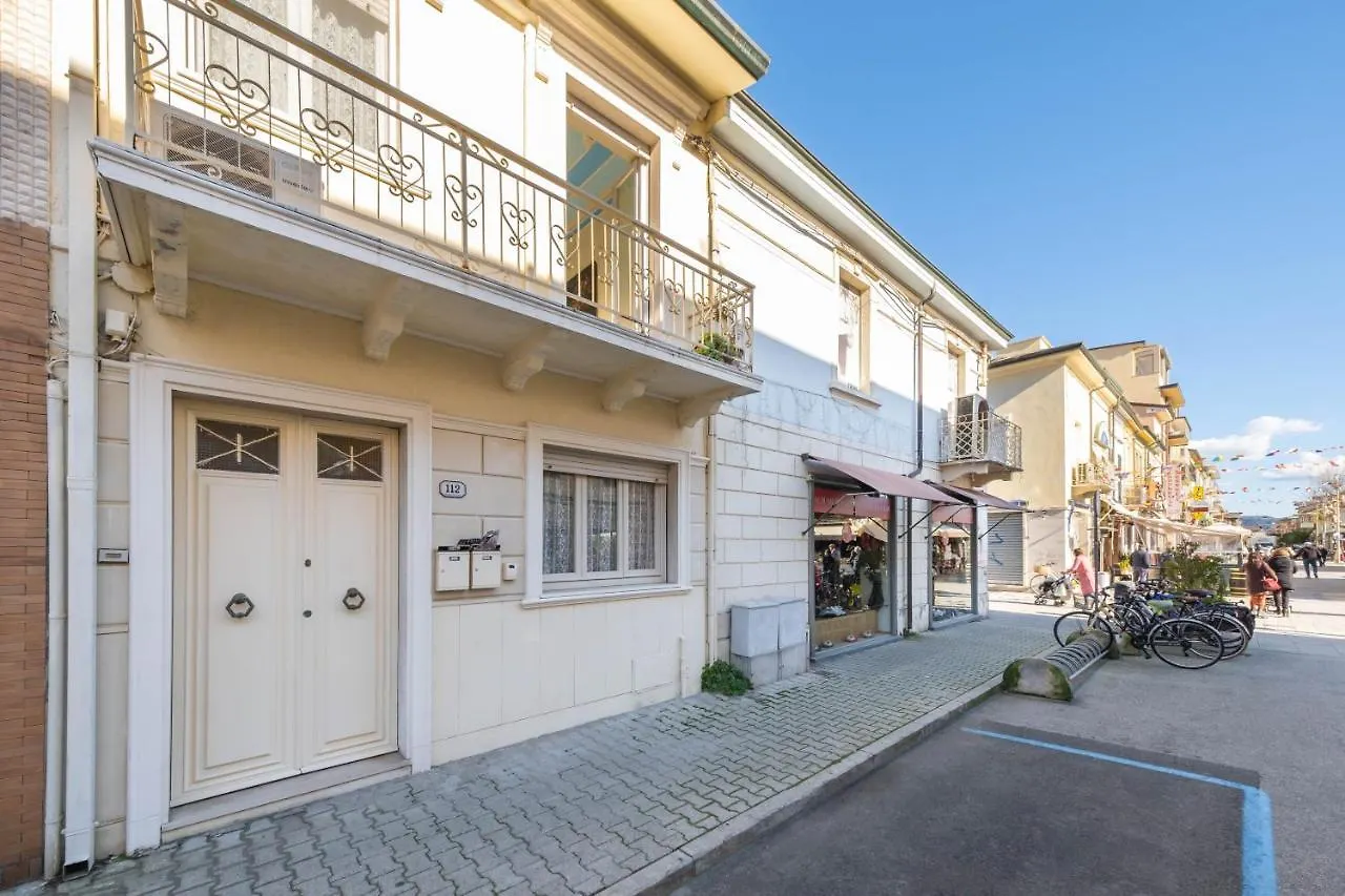 Holiday home Villino Clara Villa Viareggio